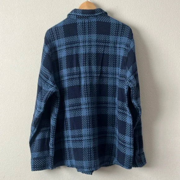 Outerknown Cloud Weave Size L Heavy Shirt Blue Plaid 100% Organic NWT - Picture 2 of 9